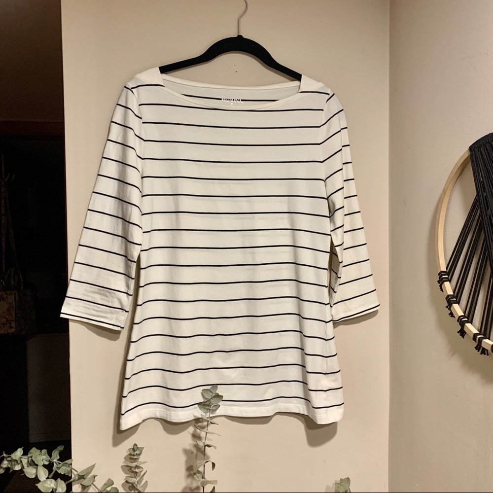 🌈3 for $20 Boat neck striped tee